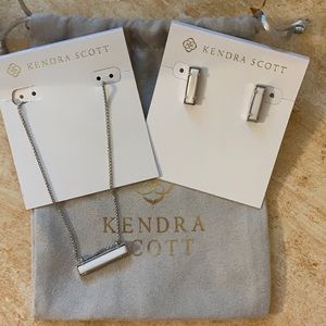 Kendra Scott necklace and earrings silver/white NWT and bag